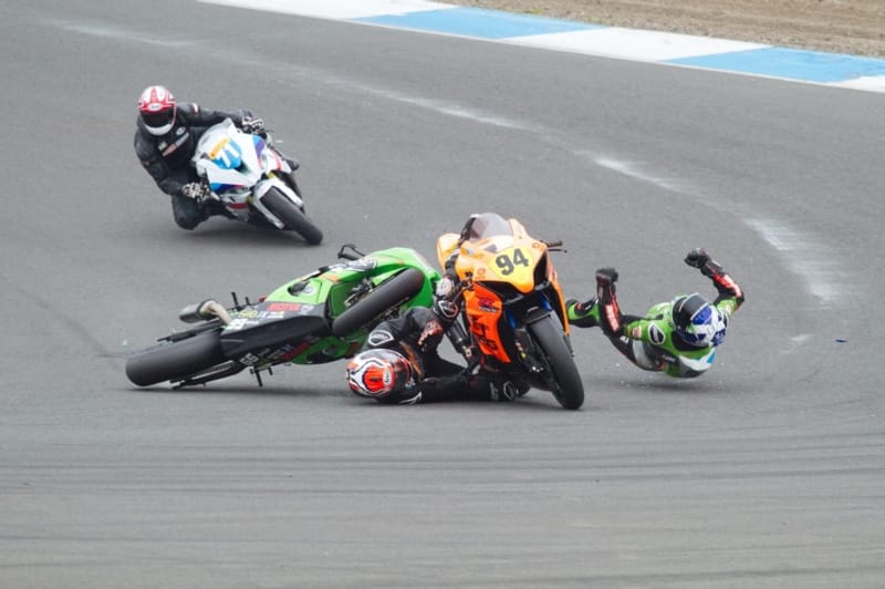 Hairpin Collision during Scottish Superbikes Race