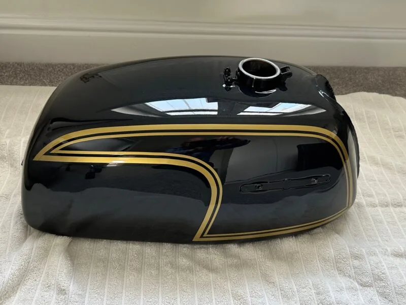 CB350F petrol tank in Honda Glory Blue Black Metallic