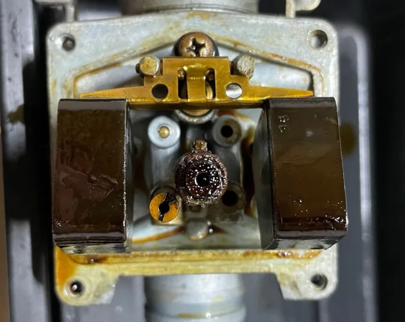 The Keihin carbs were blocked with residue